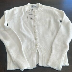 Zara white cardigan with beautiful buttons